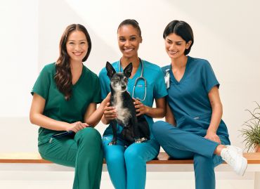 FINDING THE PERFECT VETERINARY SCRUBS